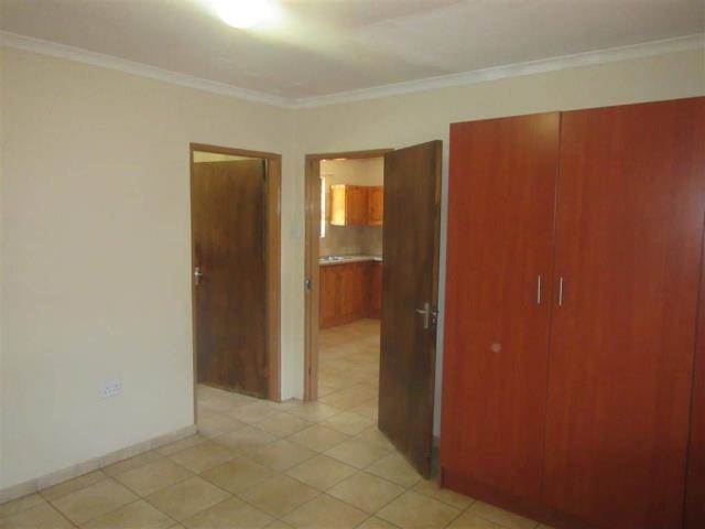 To Let 1 Bedroom Property for Rent in Ifafi North West